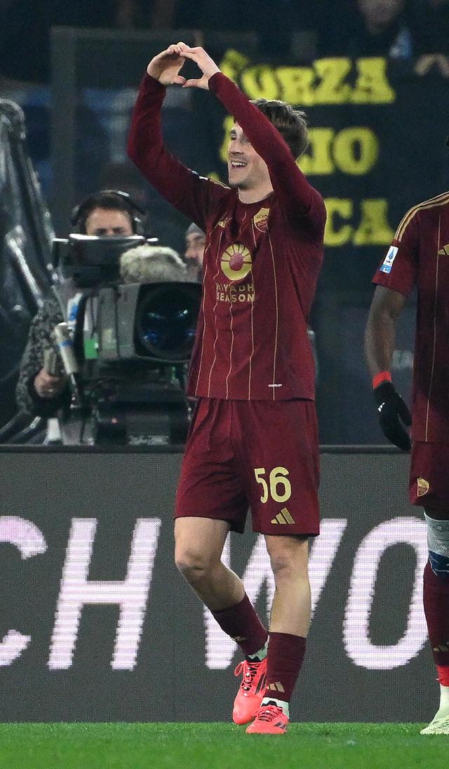 罗马队长荣膺最佳球员奖，成为赛季焦点的简单介绍