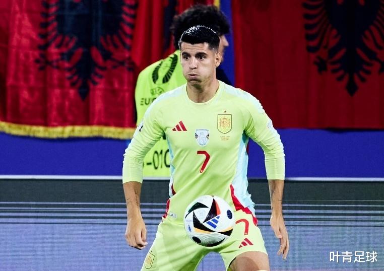 欧洲国际比赛场上的震撼一幕，令人惊叹