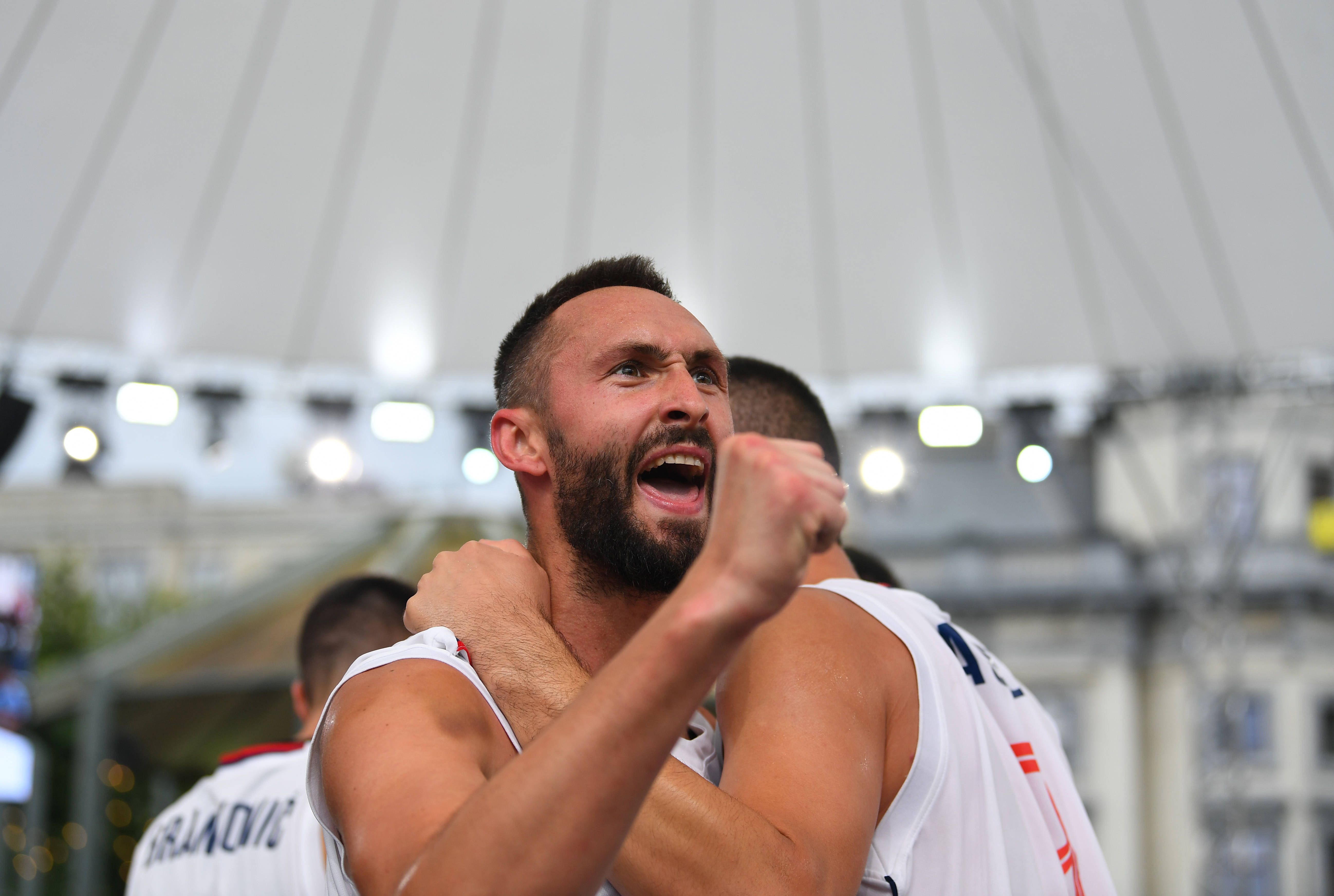 卢森堡队惨胜对手，晋级欧国杯四强