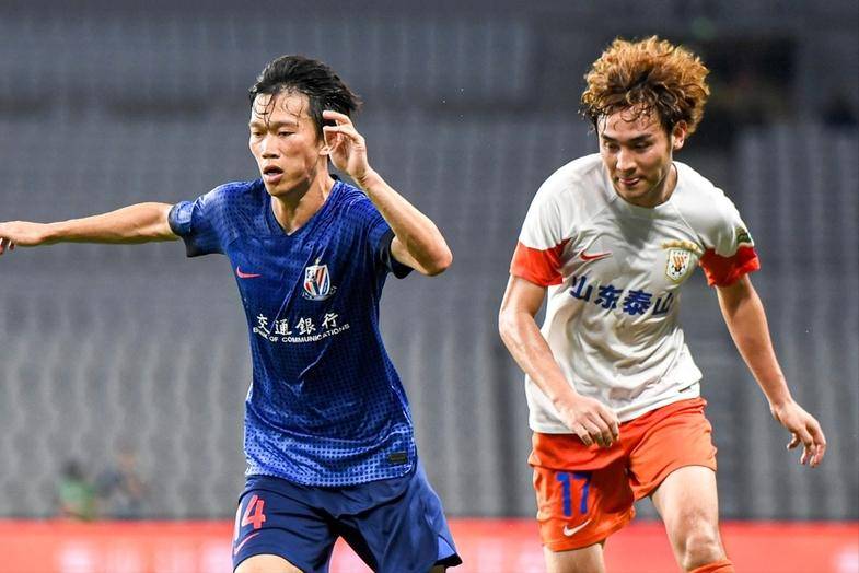 恒大主场大胜鲁能，凌驾对手之上