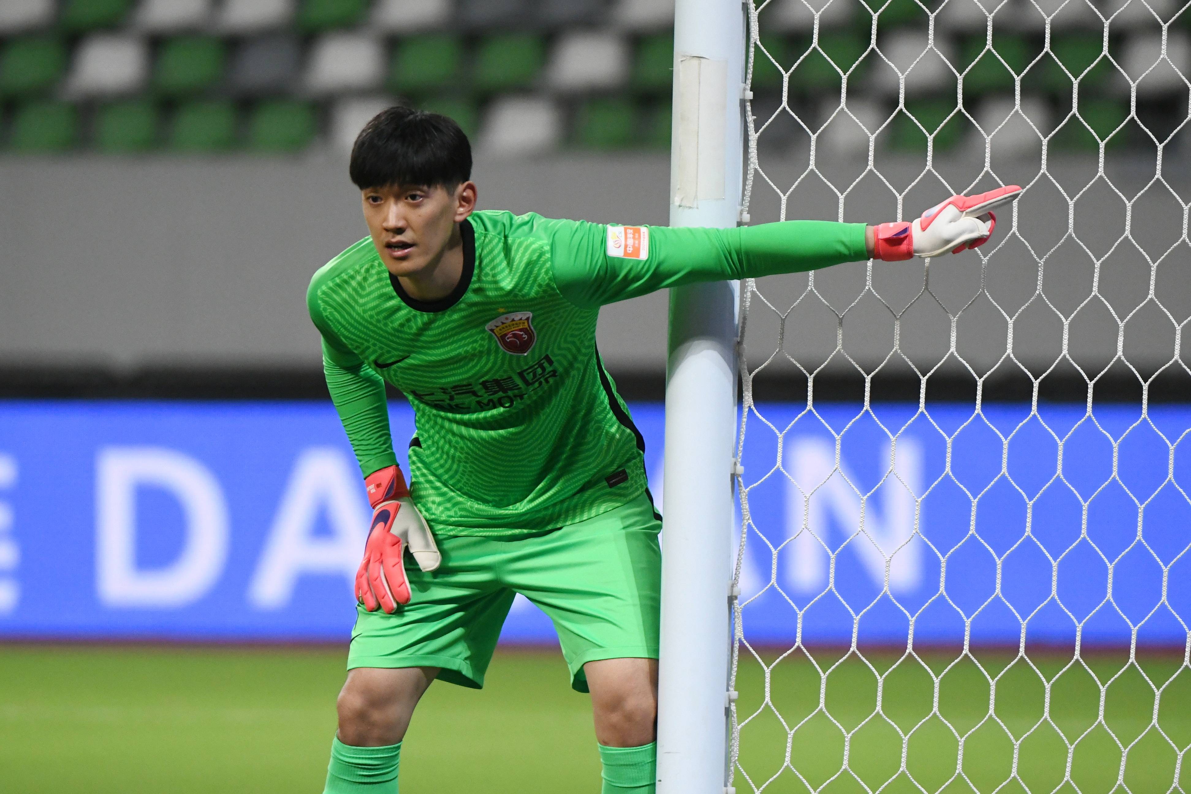 关于上海上港客场不敌上海申花,遭遇连败的信息 关于上海上港客场不敌上海申花,遭遇连败的信息