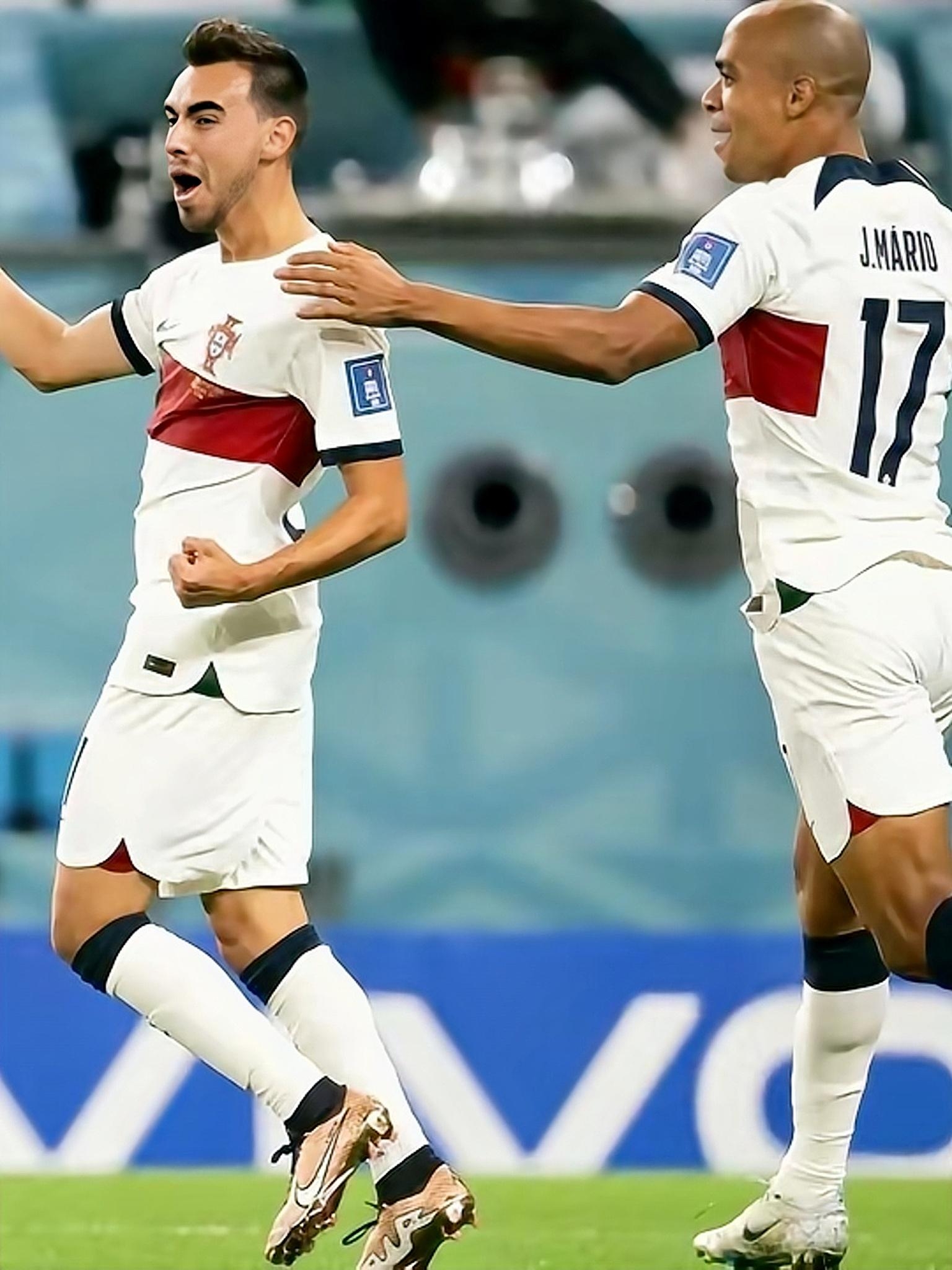 包含葡萄牙和瑞士队在欧预赛中激烈对决,战绩不分伯仲的词条 包含葡萄牙和瑞士队在欧预赛中激烈对决,战绩不分伯仲的词条