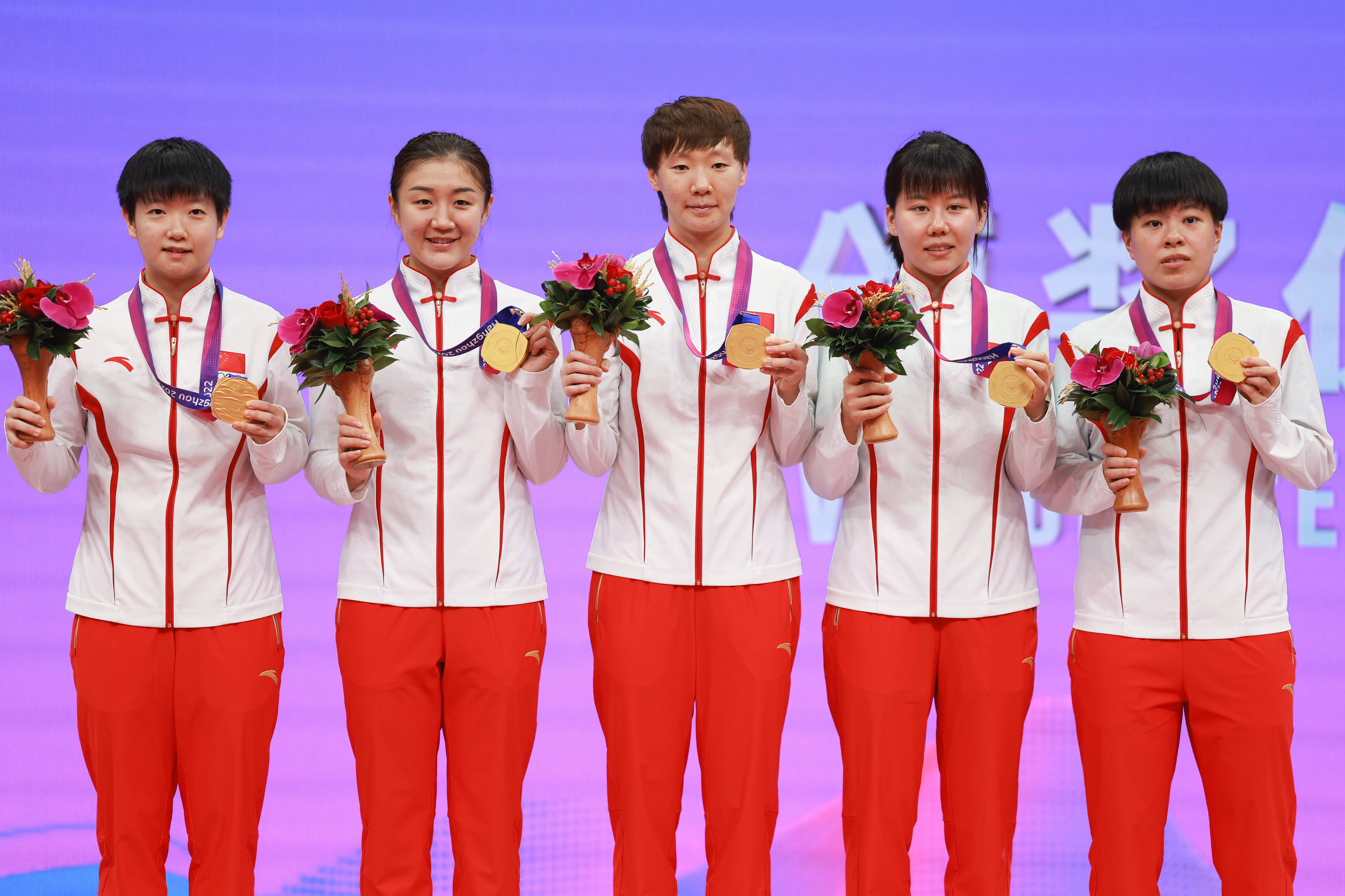 精彩進球為球迷帶來驚喜，賽場氣氛火爆的简单介绍