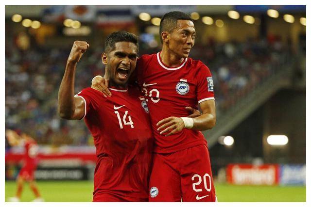 包含格鲁吉亚全面压制对手，取得历史性胜利的词条