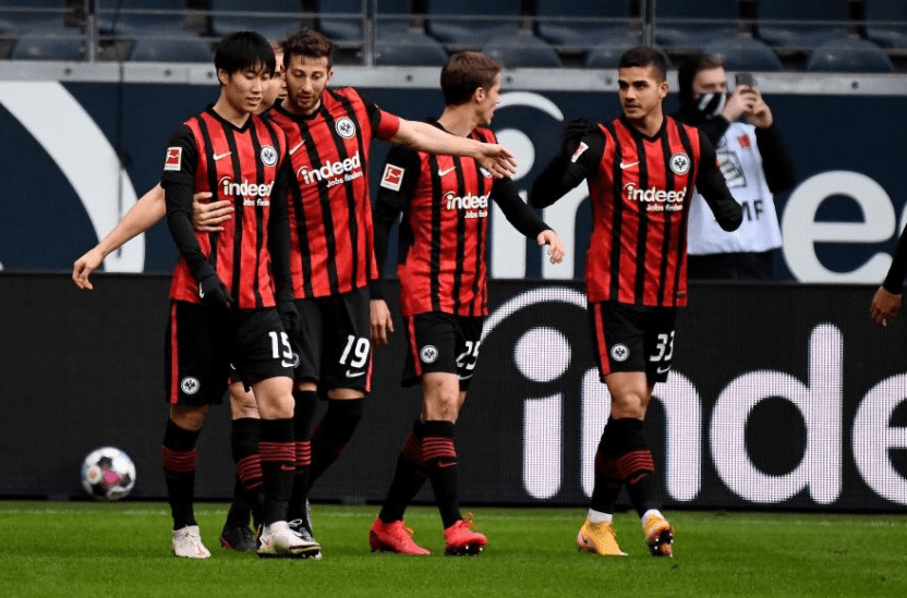 莱阿夫主场大获胜利,士气高涨 莱阿夫主场大获胜利,士气高涨