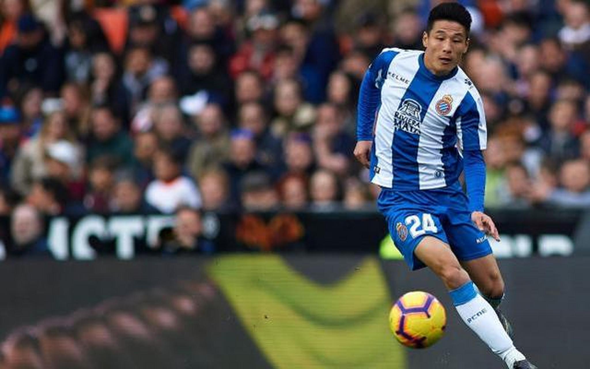 包含赫塔菲豪取客场分，继续保持不败的词条