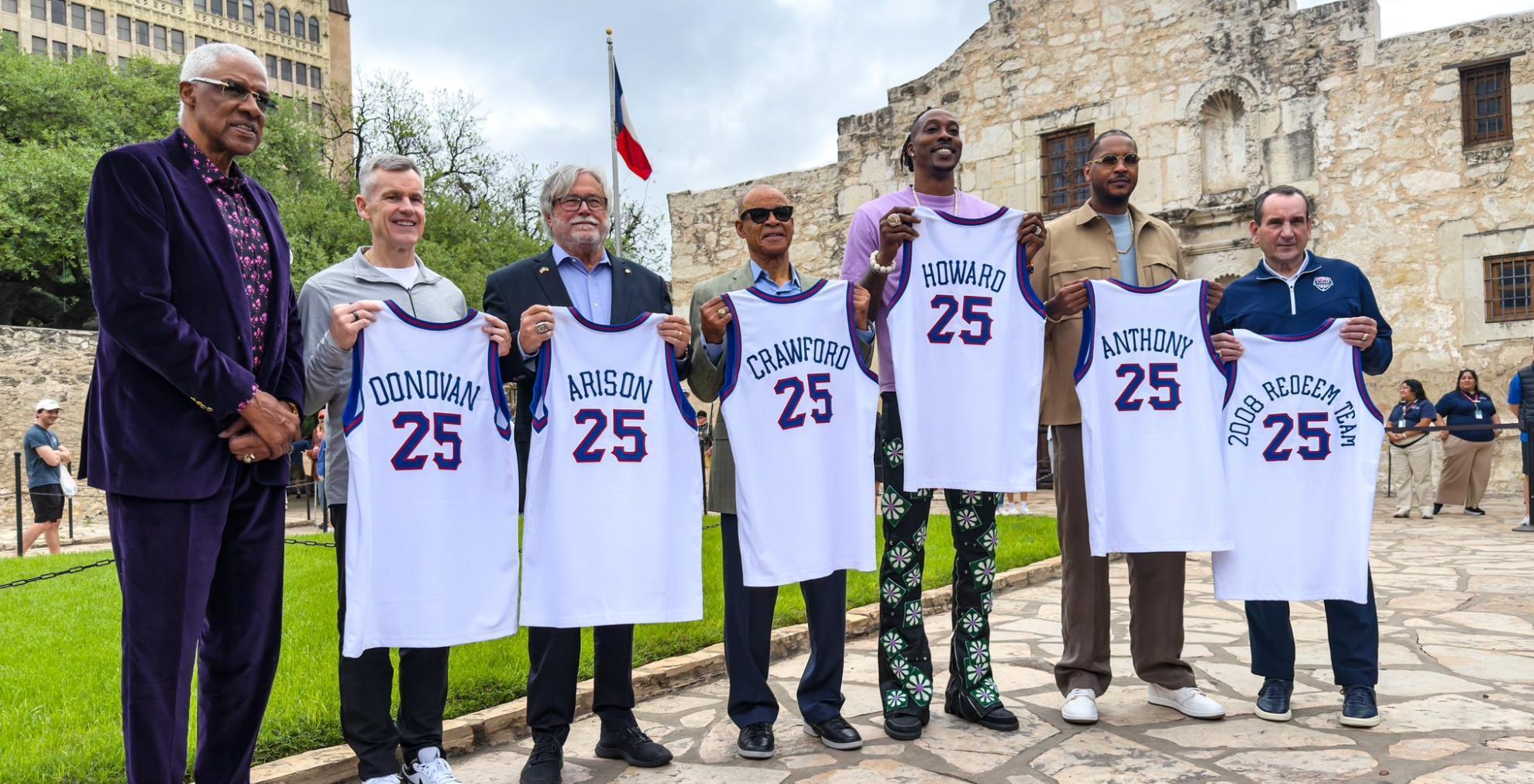 包含詹姆斯连创历史纪录，入选名人堂成定局的词条