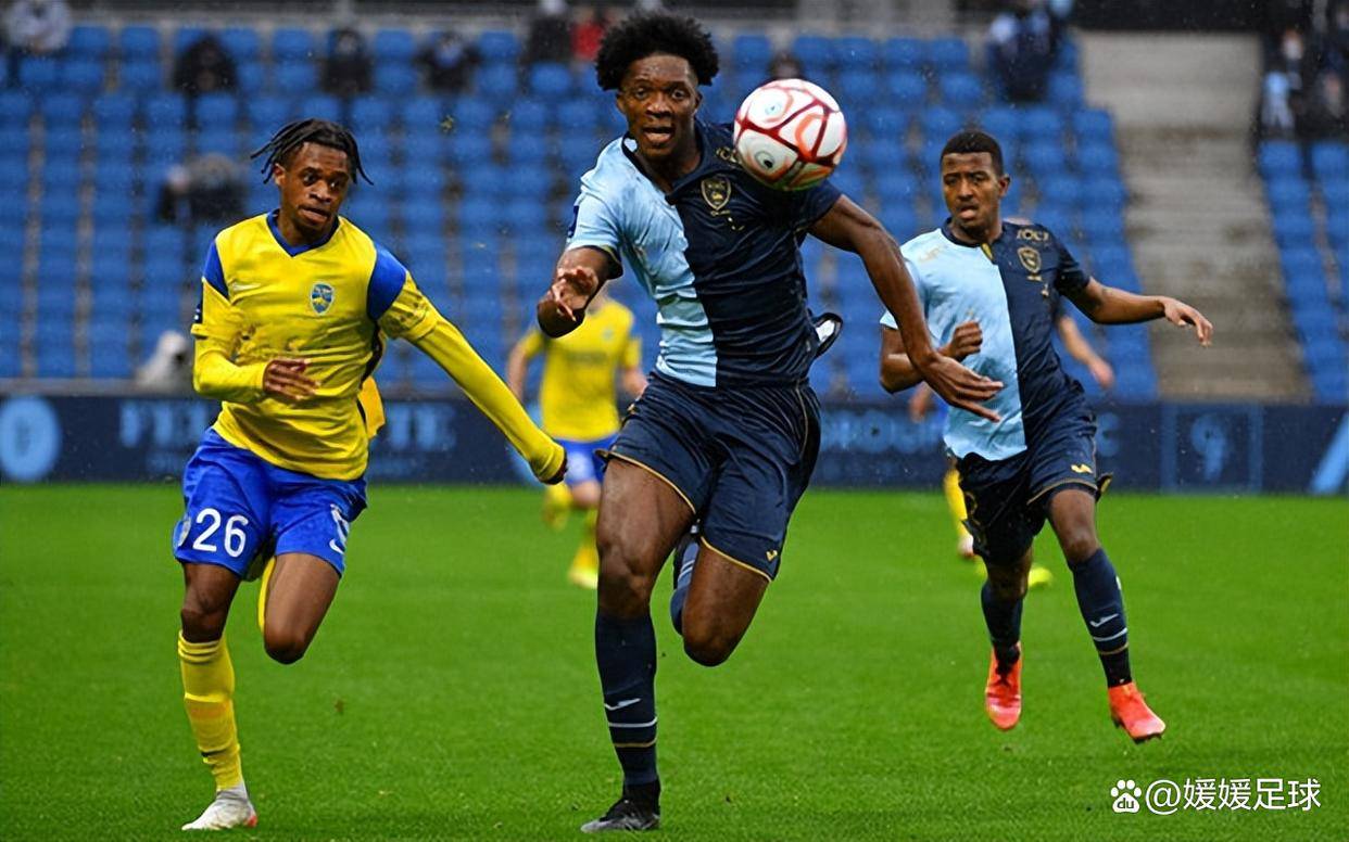 尼姆对阵甘冈,全力以赴争夺胜利 尼姆对阵甘冈,全力以赴争夺胜利