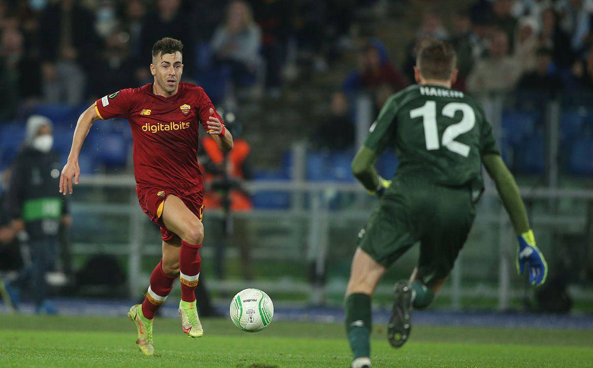 曼联连胜止步,遭遇意外失利 曼联连胜止步,遭遇意外失利