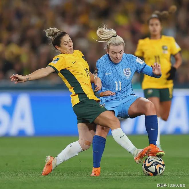 包含澳大利亚女足遭遇欧洲劲旅，无缘女足杯半决赛的词条