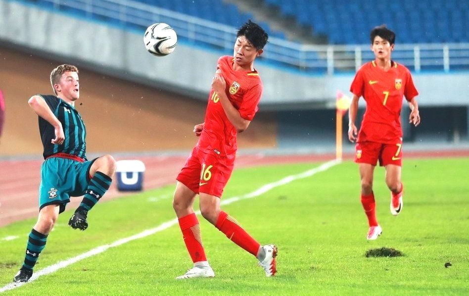 巴勒斯坦运动员实现突破,斩获奖牌 巴勒斯坦运动员实现突破,斩获奖牌