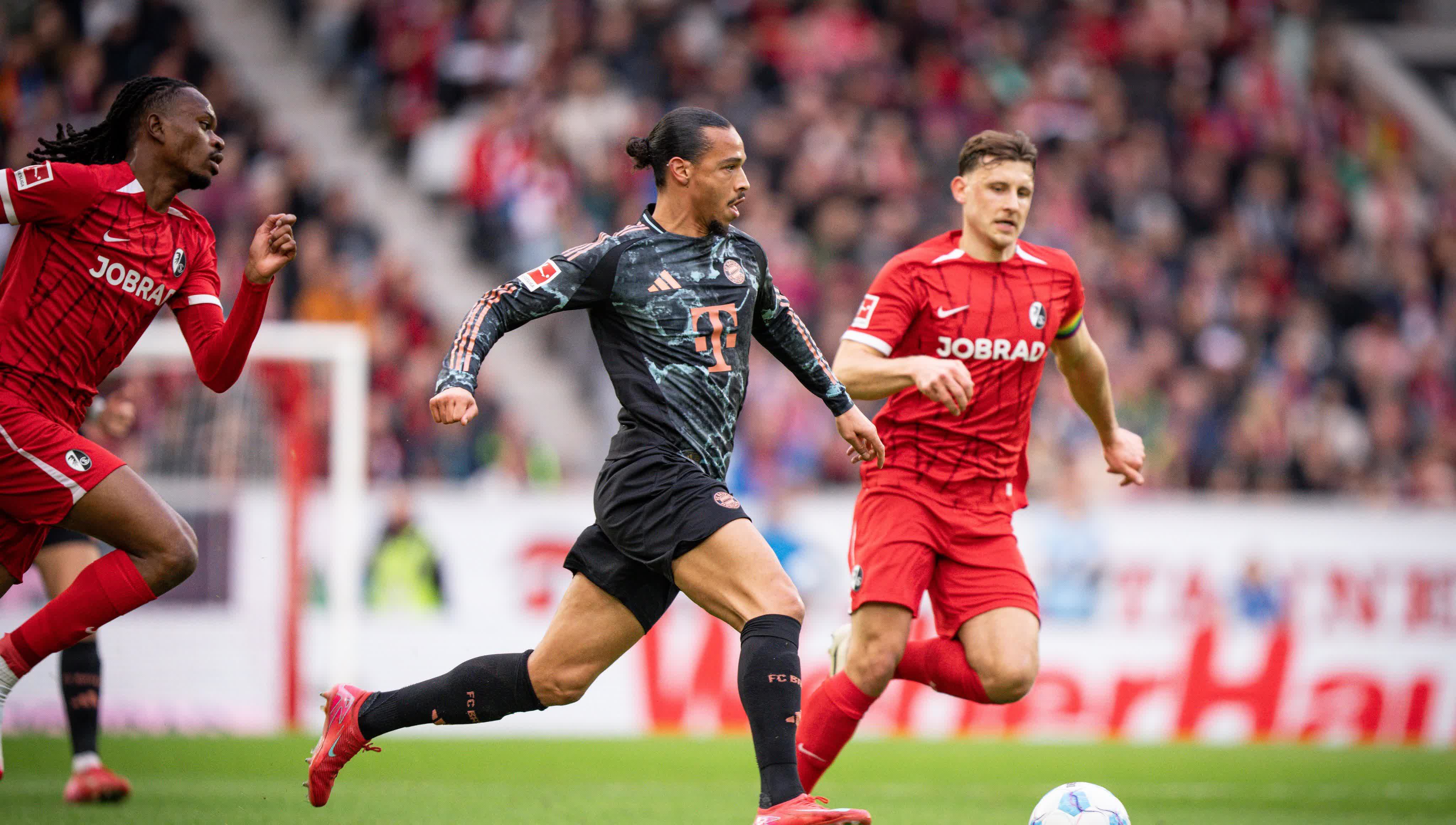 拜仁客场不敌曼联,遭遇失利 拜仁客场不敌曼联,遭遇失利