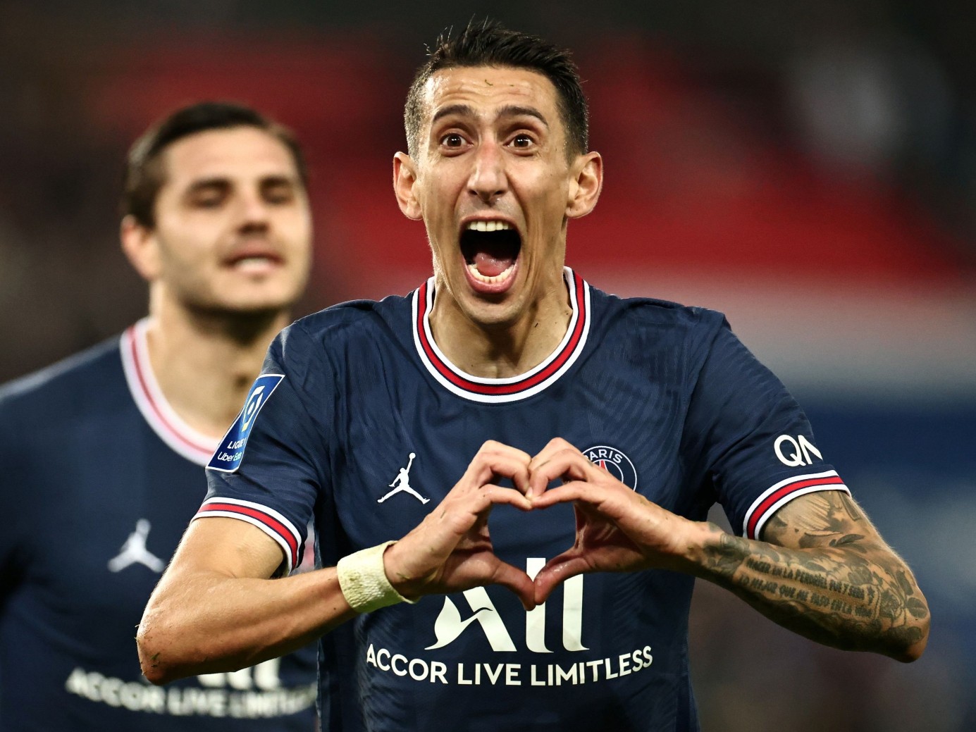 里尔客场逆转战胜，实现重要胜利