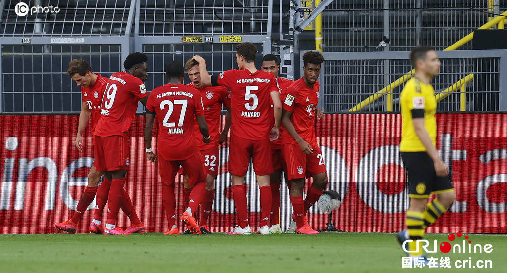 阿尔恰镇守门柱如铁，为多特蒙德稳固阵地