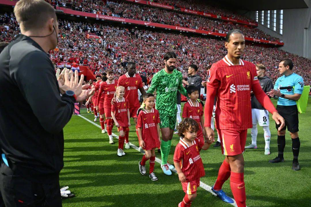 利物浦队长领衔，带领球队逆转胜切尔西，豪取三分