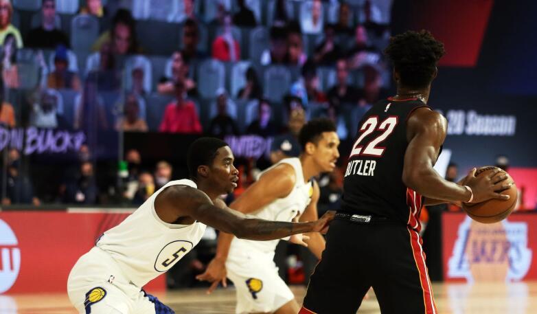 进攻犀利抢得比分，轻松晋级