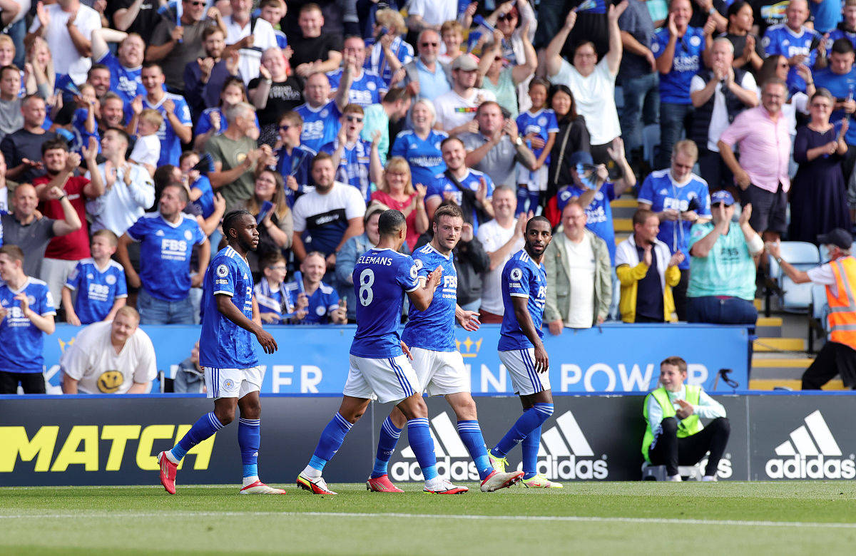 伯恩茅斯主场惨败，保级希望雪消阳春