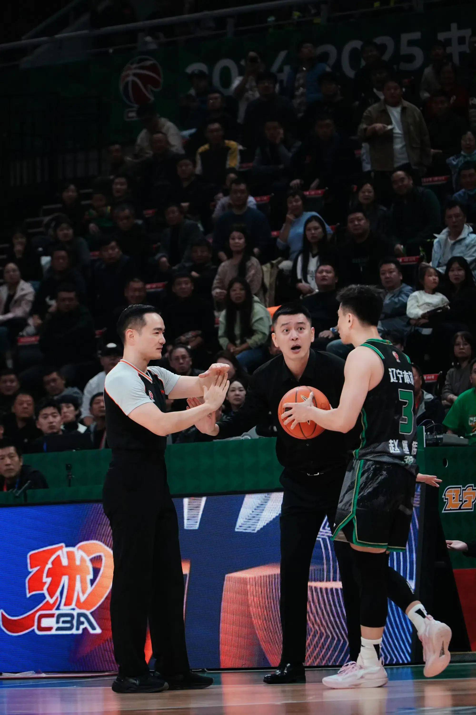 关于山西男篮展现实力,吹响冲击总冠军号角的信息 关于山西男篮展现实力,吹响冲击总冠军号角的信息