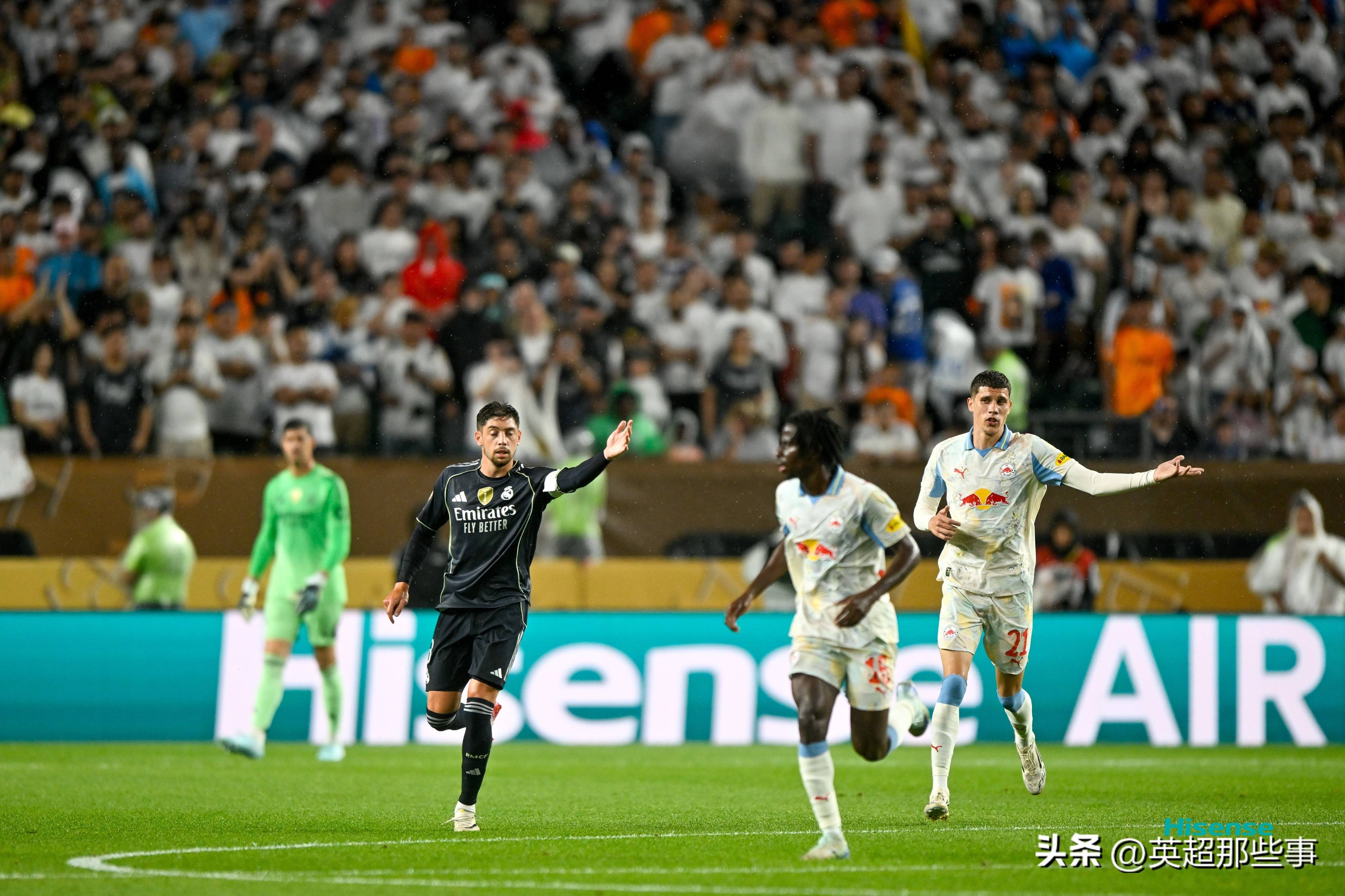 尤文图斯神勇，继续保持不败