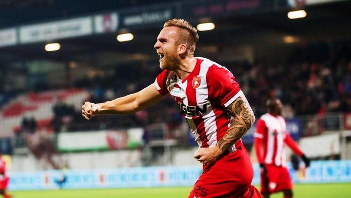 兹沃勒在主场不敌尼姆,遭遇两连败 兹沃勒在主场不敌尼姆,遭遇两连败