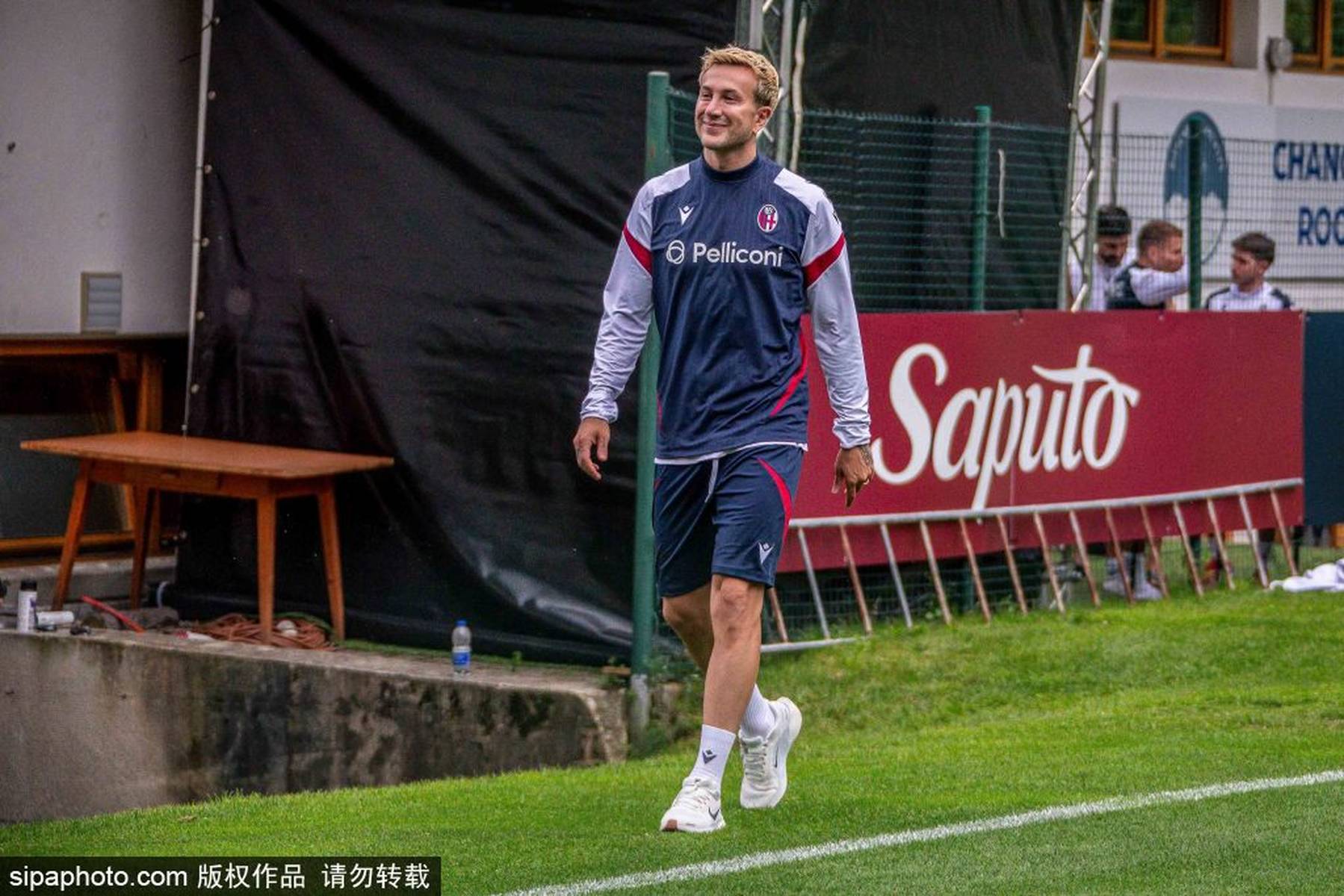 包含意甲球队备战夏季热身赛，挑战豪强的词条