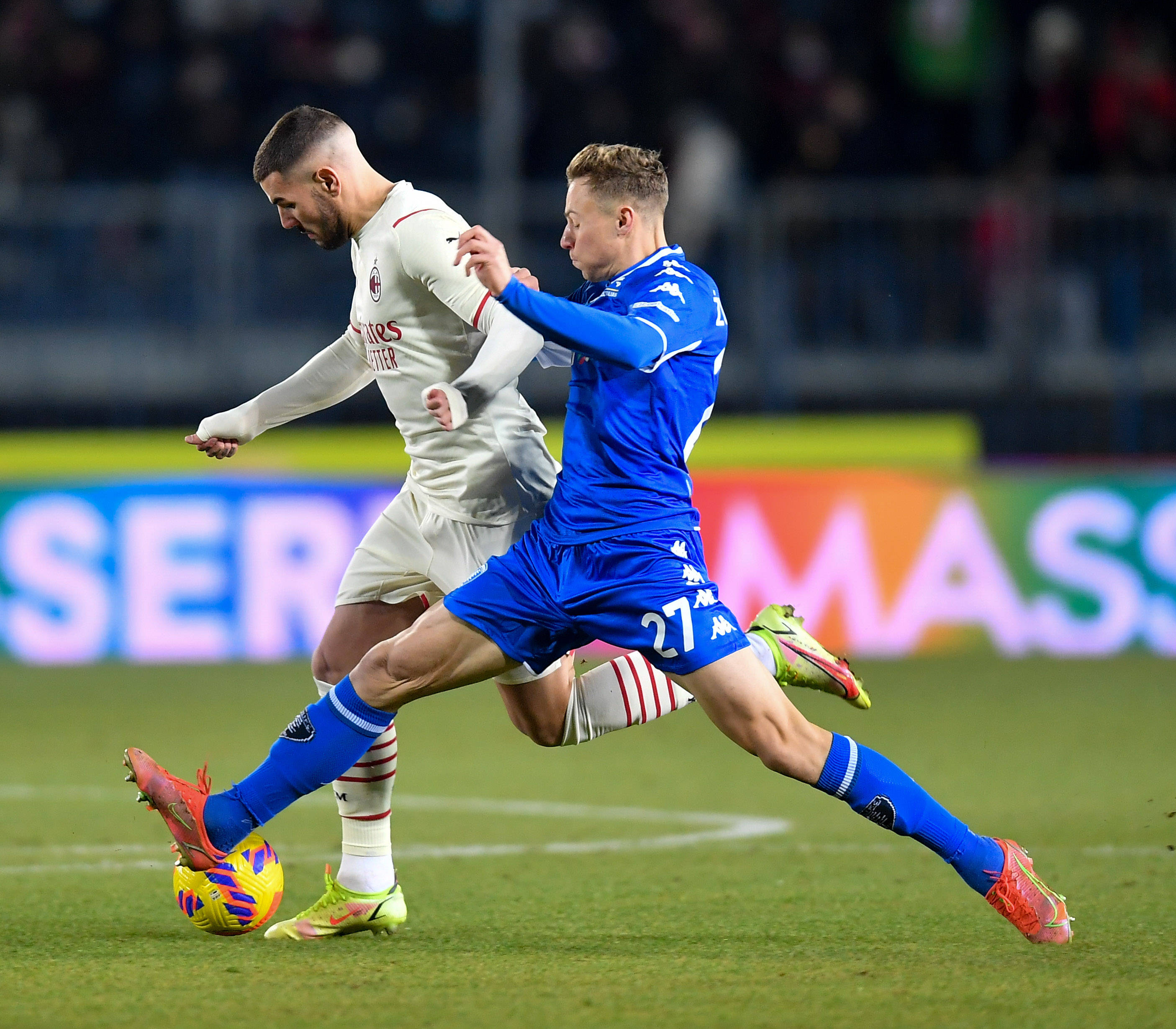 包含意甲球队备战夏季热身赛，挑战豪强的词条