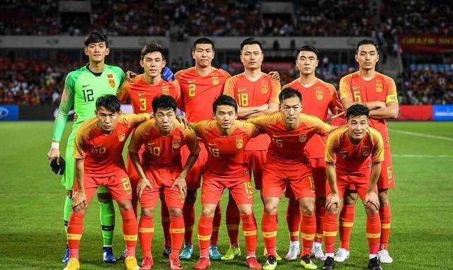 中国足球联赛阵容强大,顶尖球队实力对决 中国足球联赛阵容强大,顶尖球队实力对决