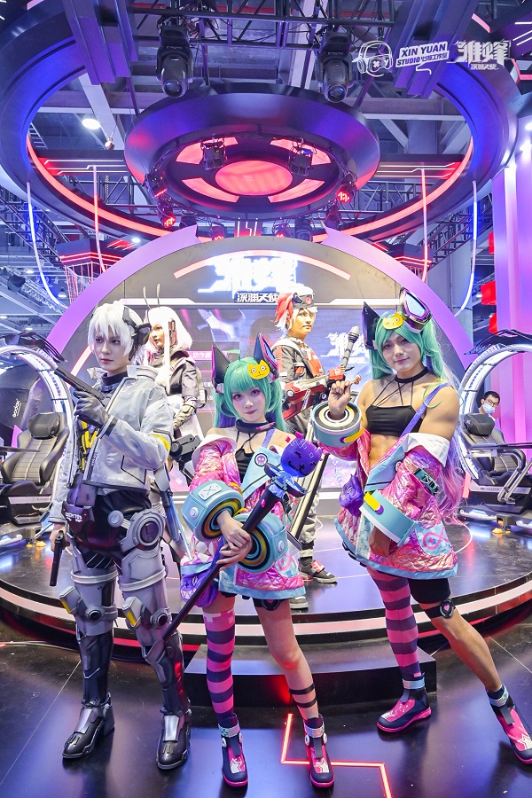 同台对战:强队比拼斗技角逐胜负 同台对战:强队比拼斗技角逐胜负