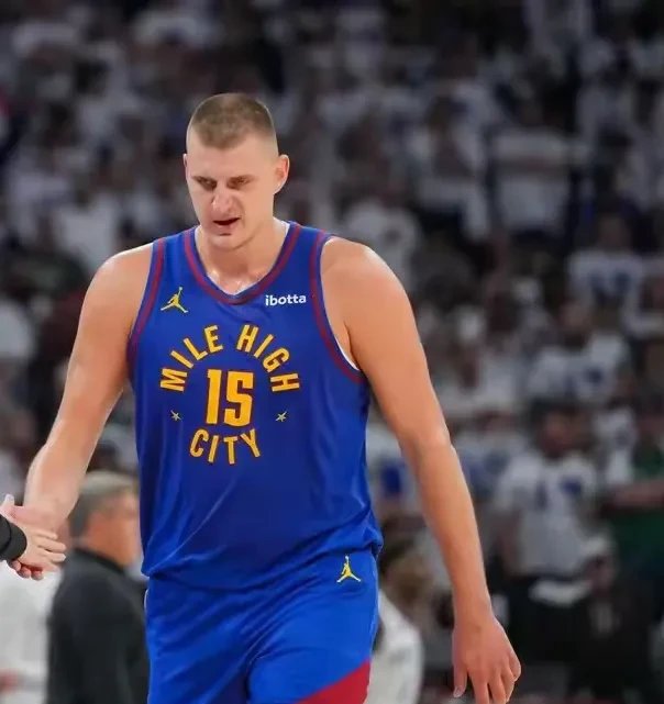 火箭队大胜掘金