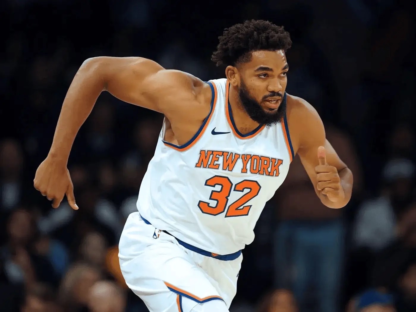 猛龙队大比分获胜,晋级到了半决赛 猛龙队大比分获胜,晋级到了半决赛