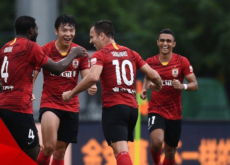 武汉卓尔压哨发力,欲力挽狂澜 武汉卓尔压哨发力,欲力挽狂澜