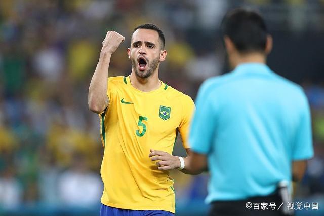 武汉卓尔压哨发力,欲力挽狂澜 武汉卓尔压哨发力,欲力挽狂澜